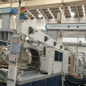 Máquina de inyección de plástico KraussMaffei de 1000 toneladas, año 2004.