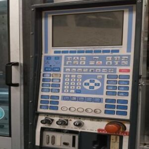 Máquina de inyección de plástico KraussMaffei de 350 toneladas, año 2008.